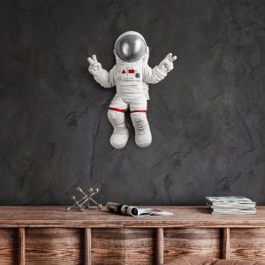Decoratiune Peace Sign Astronaut 35x47x10 cm Poliester Alb Gri - imagine 4