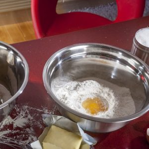 Bol Maxi din inox satinat 30 cm cu baza antiaderenta Vanora argintiu siliconat - imagine 3