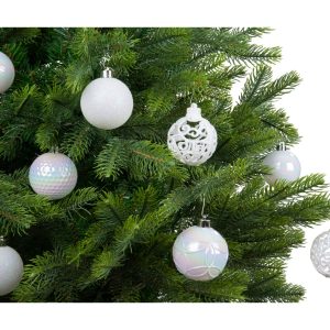 Cutie cu 37 globuri decorative albe din plastic, diametru 6 cm, mix de modele pentru Crăciun - imagine 4