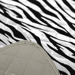 Cuvertura Matlasata Cocolino Alcam Zebra 210x220 cm Fina Moale Lavabila Design Elegant - imagine 6