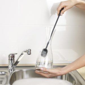 Perie pentru spalat vase Wenko din silicon 3.5 x 38 x 3.5 cm pentru curatenie eficienta in bucatarie - imagine 3