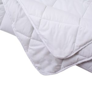 Pilota Alcam din microfibra matlasata 220x200 cm, 250 g/mp, usoara si calduroasa pentru orice anotimp - imagine 3