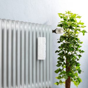 Umidificator agățat pe calorifer Wenko Flowers ceramica alb 9x4x9 cm pentru umidificarea aerului - imagine 5